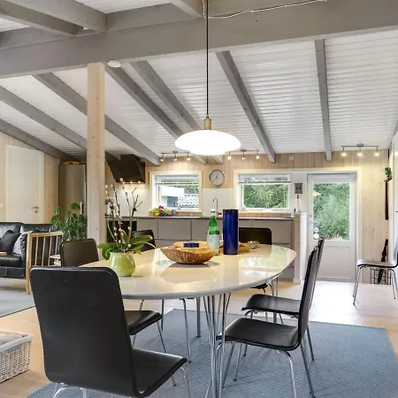 Holiday home Bia - 250m From The Sea In Ne Jutland By Interhome Saeby (Nordjylland)